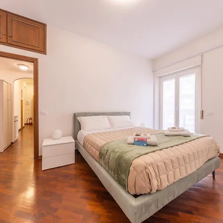 Easy Host Casa Numitore